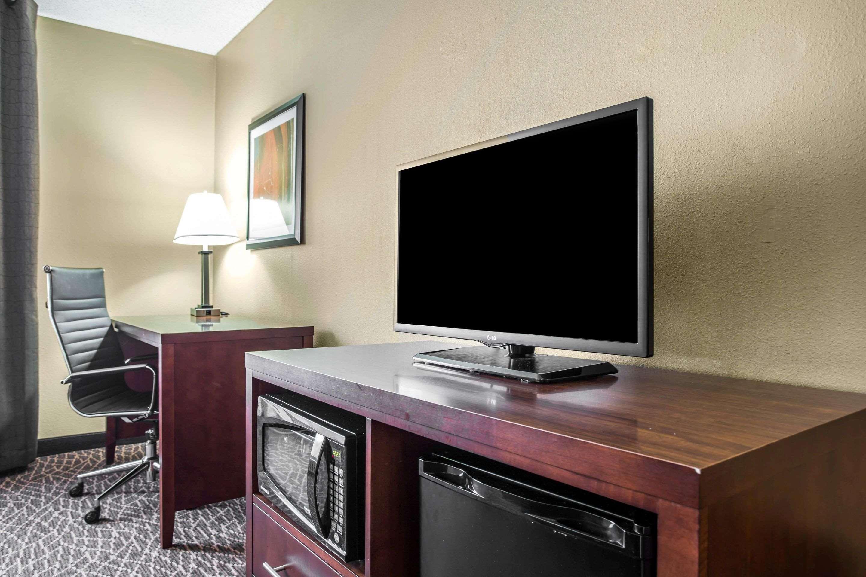 Spark By Hilton קנאפוליס מראה חיצוני תמונה