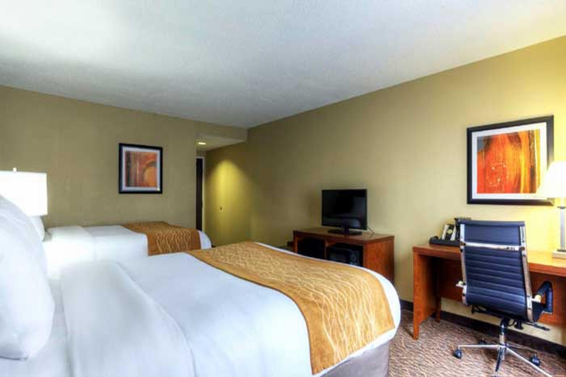 Spark By Hilton קנאפוליס מראה חיצוני תמונה