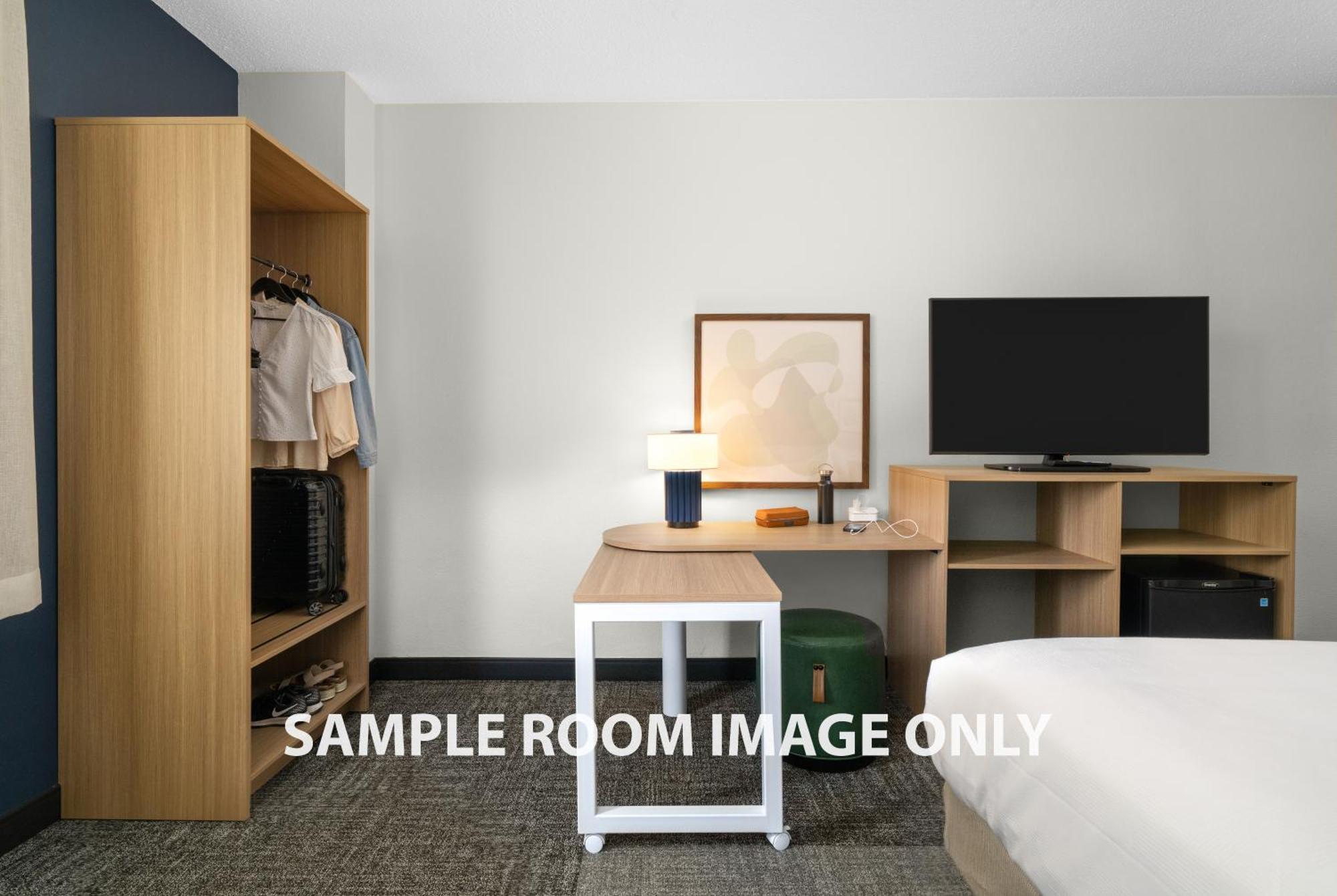 Spark By Hilton קנאפוליס מראה חיצוני תמונה